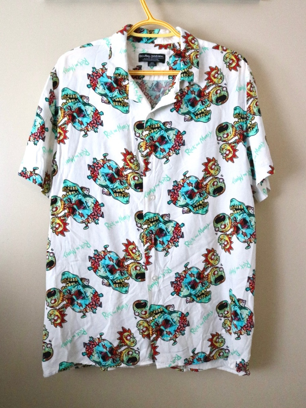 Rick & Morty Adult Swim Men's Medium Short Sleeve Button Down Shirt White Summer